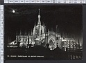 N2483 MILANO PARTICOLARE DEL DUOMO NOTTURNO  Viaggiata